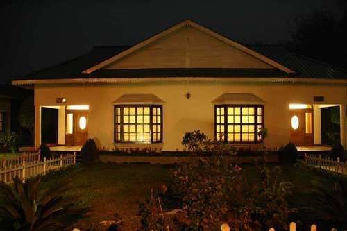 United-21 Grassland Hotel Bagori ภายนอก รูปภาพ